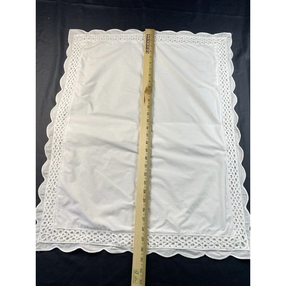 Vintage Crisp White Bed Pillow Sham Pillowcase With Lattice Trim Scalloped Edge